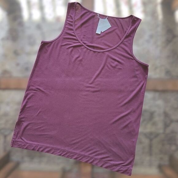 WynneLayers Essential Two-Pack Layering Tanks Woodrose/Burgundy size M - Picture 5 of 16